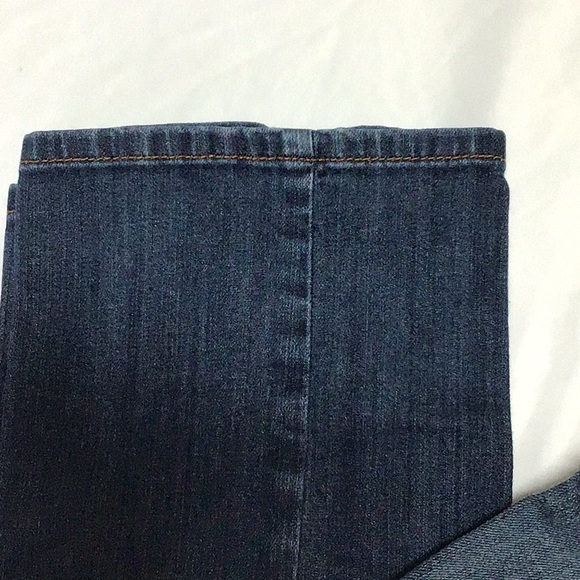 LUCKY BRAND CROPPED JEANS - Picture 3 of 5